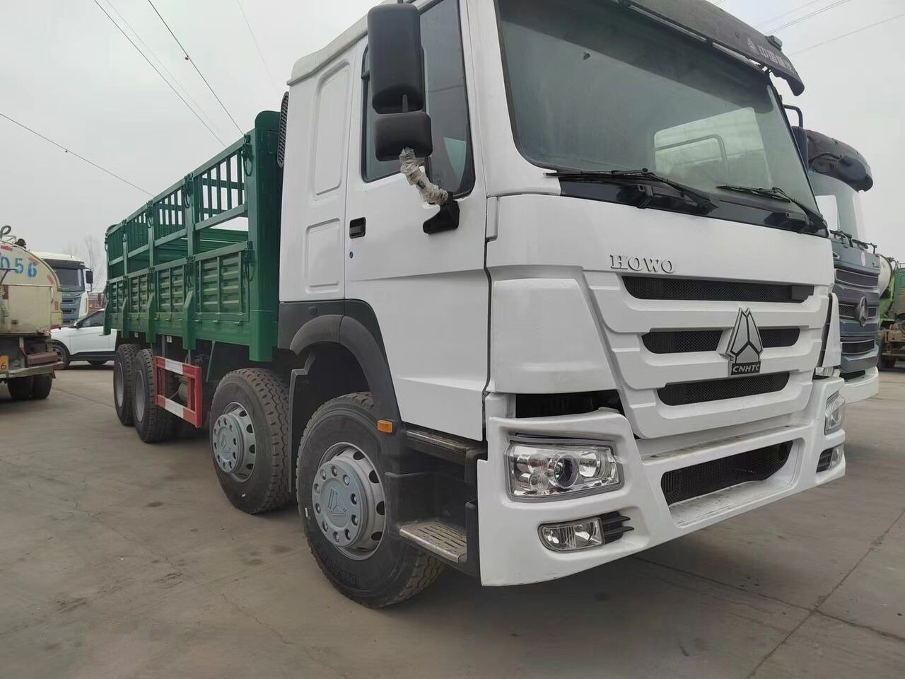 Sinotruk HOWO 8*4 Fence Truck - Грузовик бортовой/ Платформа: фото 2 Sinotruk HOWO 8*4 Fence Truck - Грузовик бортовой/ Платформа: фото 2