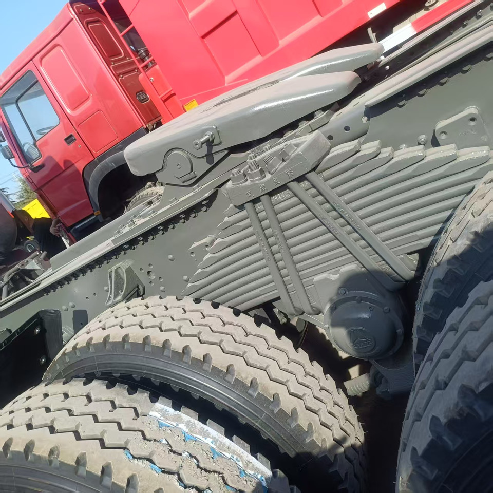 Sinotruk HOWO 371 6*4 Tractor - Тягач: фото 4 Sinotruk HOWO 371 6*4 Tractor - Тягач: фото 4