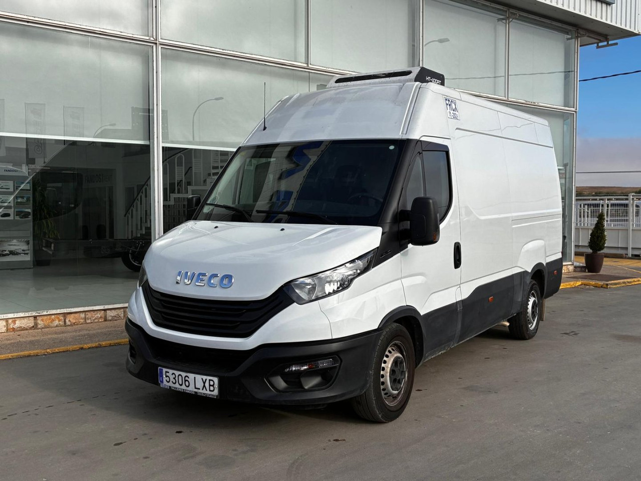 Frigorífico IVECO 35S16 V FRIGORÍFICA 12m3 - Фургон-рефрижератор: фото 1 Frigorífico IVECO 35S16 V FRIGORÍFICA 12m3 - Фургон-рефрижератор: фото 1