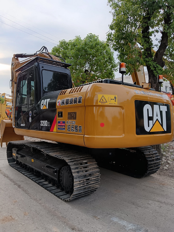 CAT 320D2L 320GC - Гусеничный экскаватор: фото 2 CAT 320D2L 320GC - Гусеничный экскаватор: фото 2