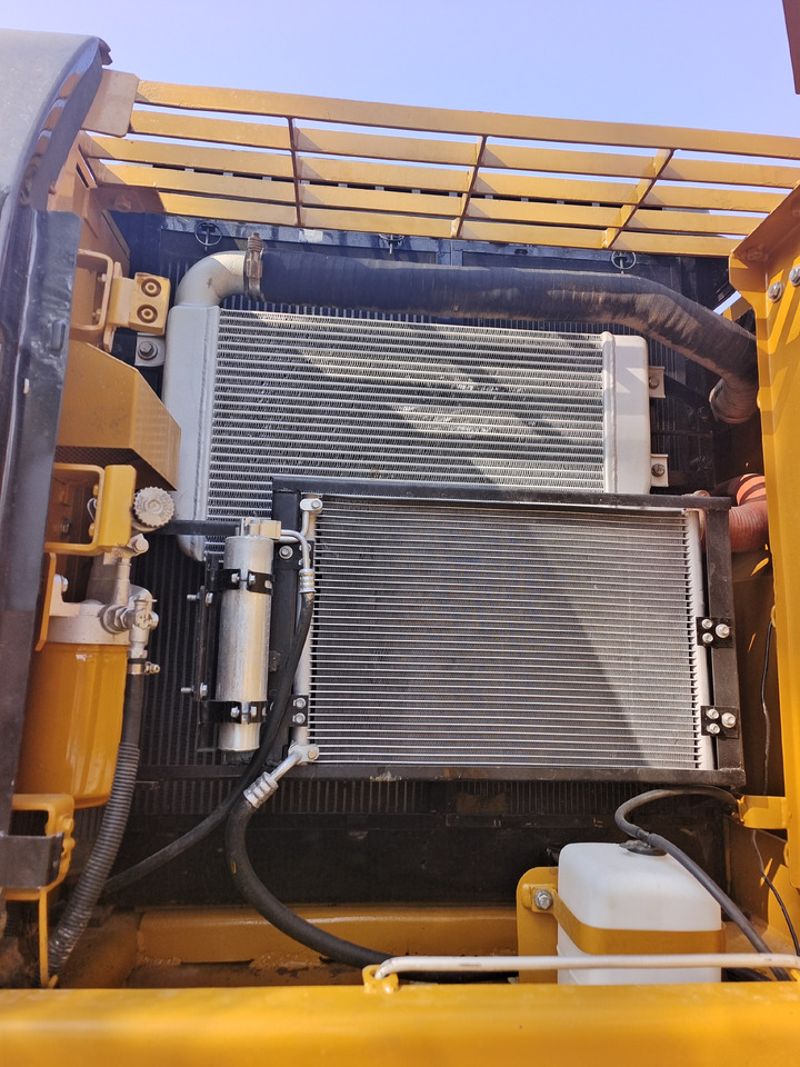 CAT 320D2L - Гусеничный экскаватор: фото 5 CAT 320D2L - Гусеничный экскаватор: фото 5