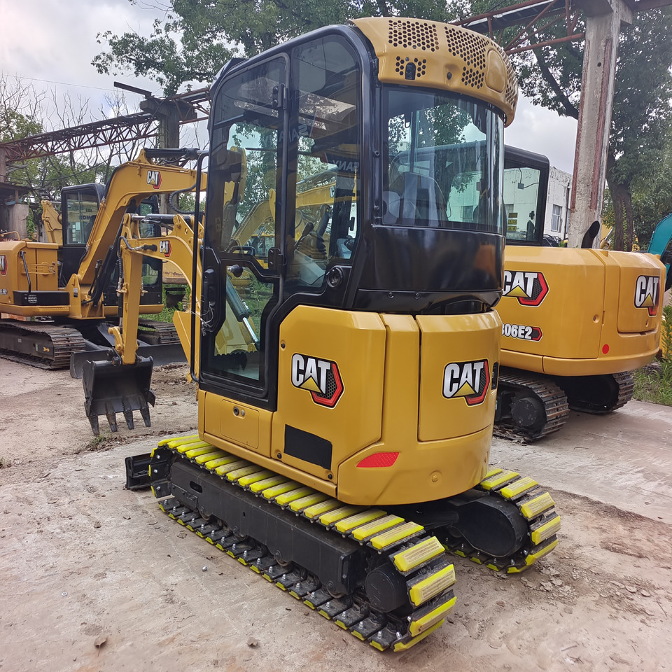 CATERPILLAR 302 CR - Мини-экскаватор: фото 1 CATERPILLAR 302 CR - Мини-экскаватор: фото 1