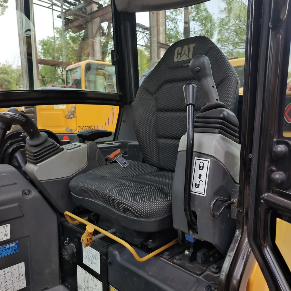 CATERPILLAR 302 CR - Мини-экскаватор: фото 5 CATERPILLAR 302 CR - Мини-экскаватор: фото 5