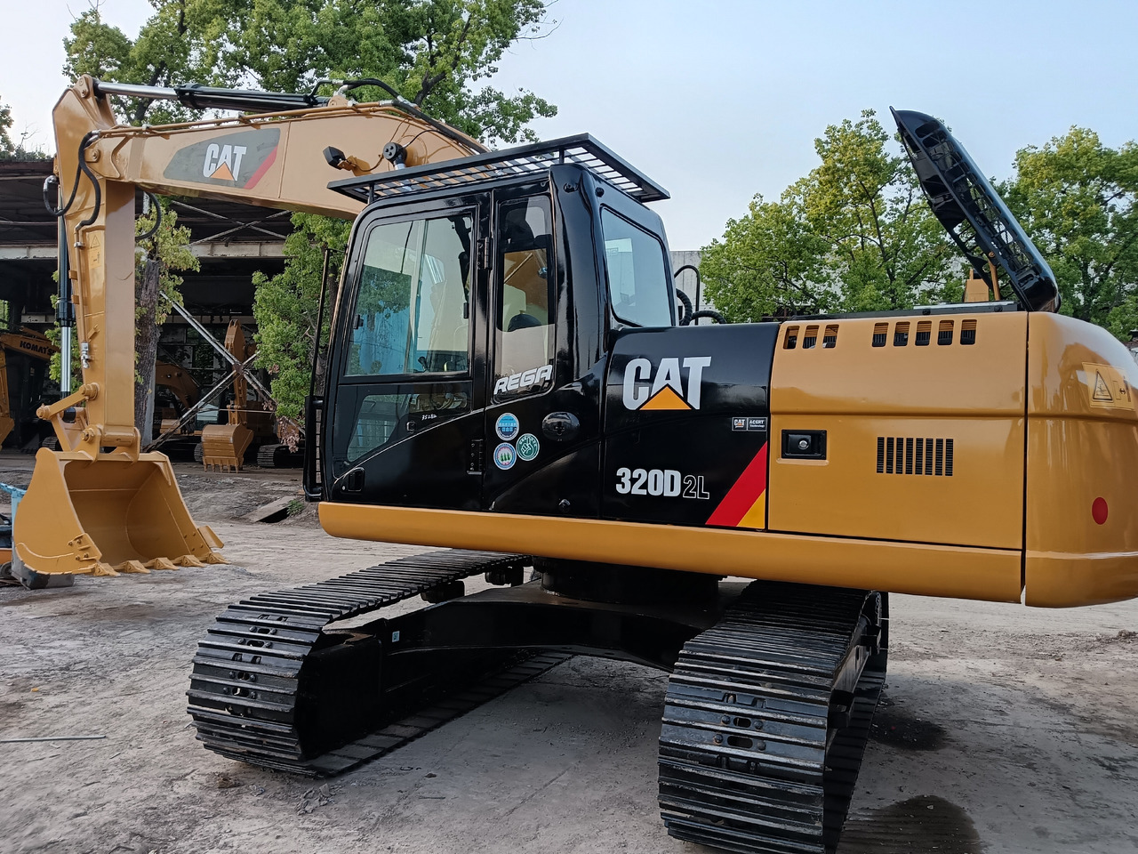 CATERPILLAR 320D CAT 320D2L - Гусеничный экскаватор: фото 2 CATERPILLAR 320D CAT 320D2L - Гусеничный экскаватор: фото 2
