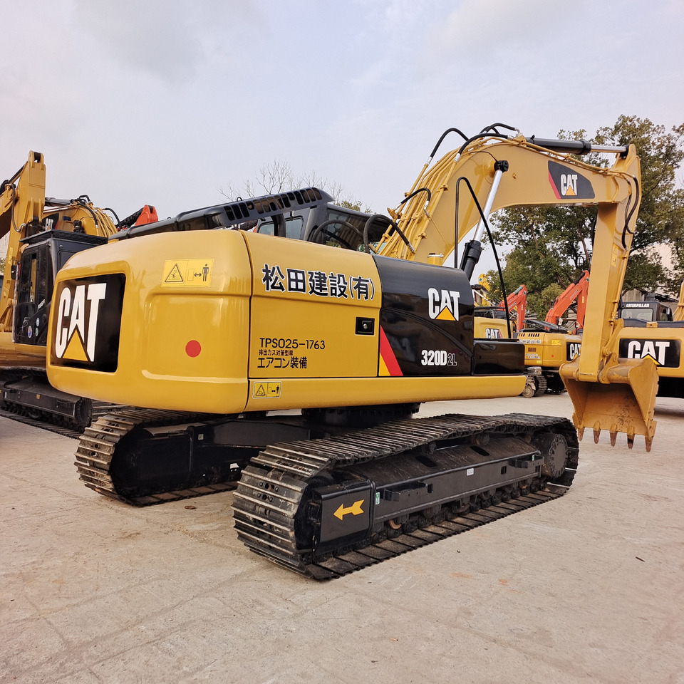 CATERPILLAR 320D2L CAT 320D - Гусеничный экскаватор: фото 1 CATERPILLAR 320D2L CAT 320D - Гусеничный экскаватор: фото 1