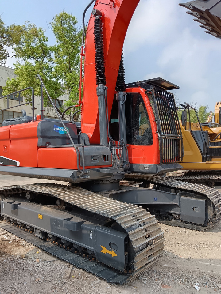 DOOSAN DX225 LCA DX 225 LC-9C DX300 DX340 - Гусеничный экскаватор: фото 3 DOOSAN DX225 LCA DX 225 LC-9C DX300 DX340 - Гусеничный экскаватор: фото 3