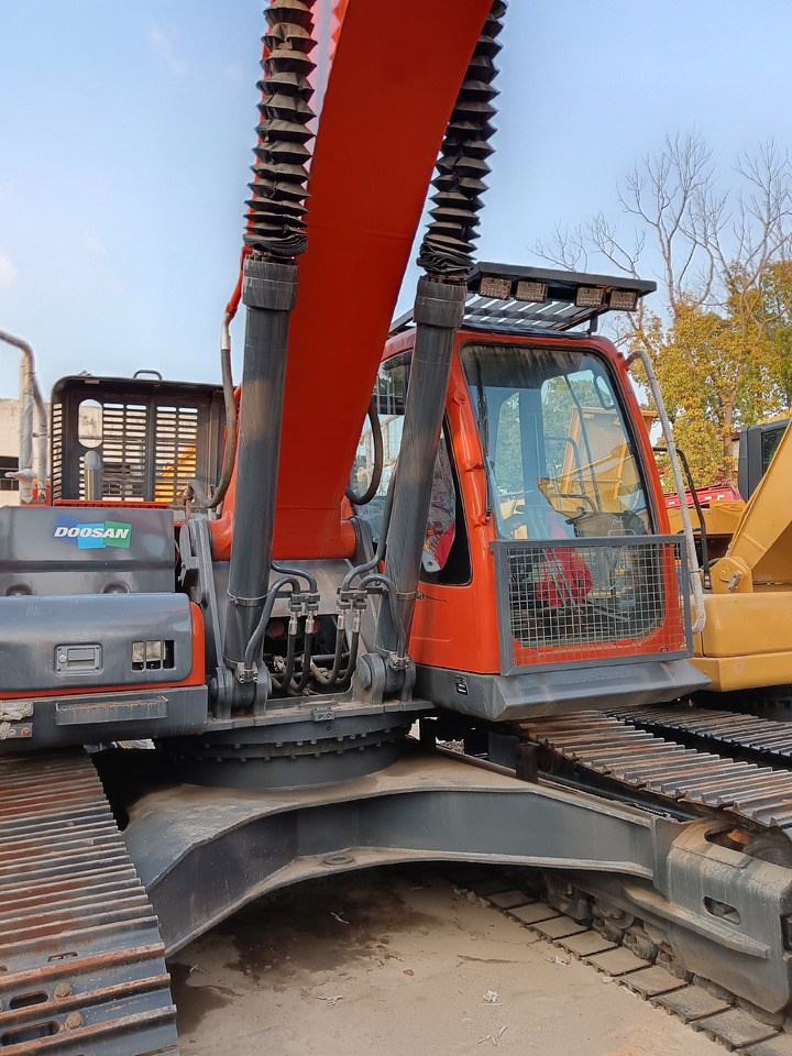 DOOSAN DX340LC-9C DX340 LCA - Гусеничный экскаватор: фото 3 DOOSAN DX340LC-9C DX340 LCA - Гусеничный экскаватор: фото 3