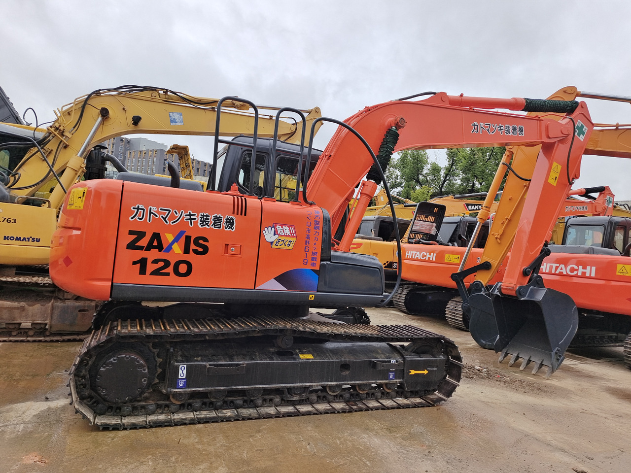 Гусеничный экскаватор HITACHI ZX120: фото 1