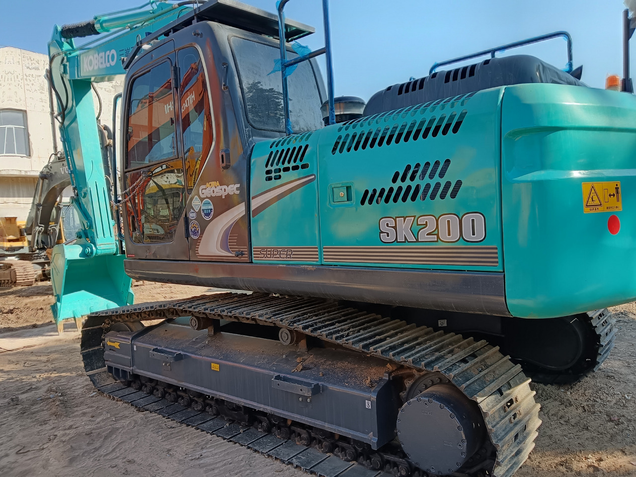 Гусеничный экскаватор KOBELCO SK200-8 SK 200 - 8 SK210LC: фото 1