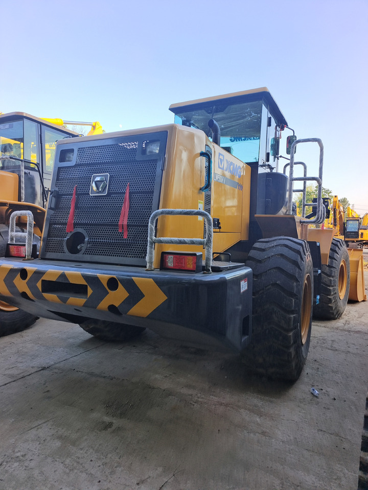 Колёсный погрузчик XCMG LW500KV: фото 6 Колёсный погрузчик XCMG LW500KV: фото 6