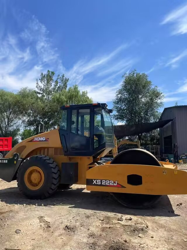 XCMG XS 222J - Дорожный каток: фото 4 XCMG XS 222J - Дорожный каток: фото 4