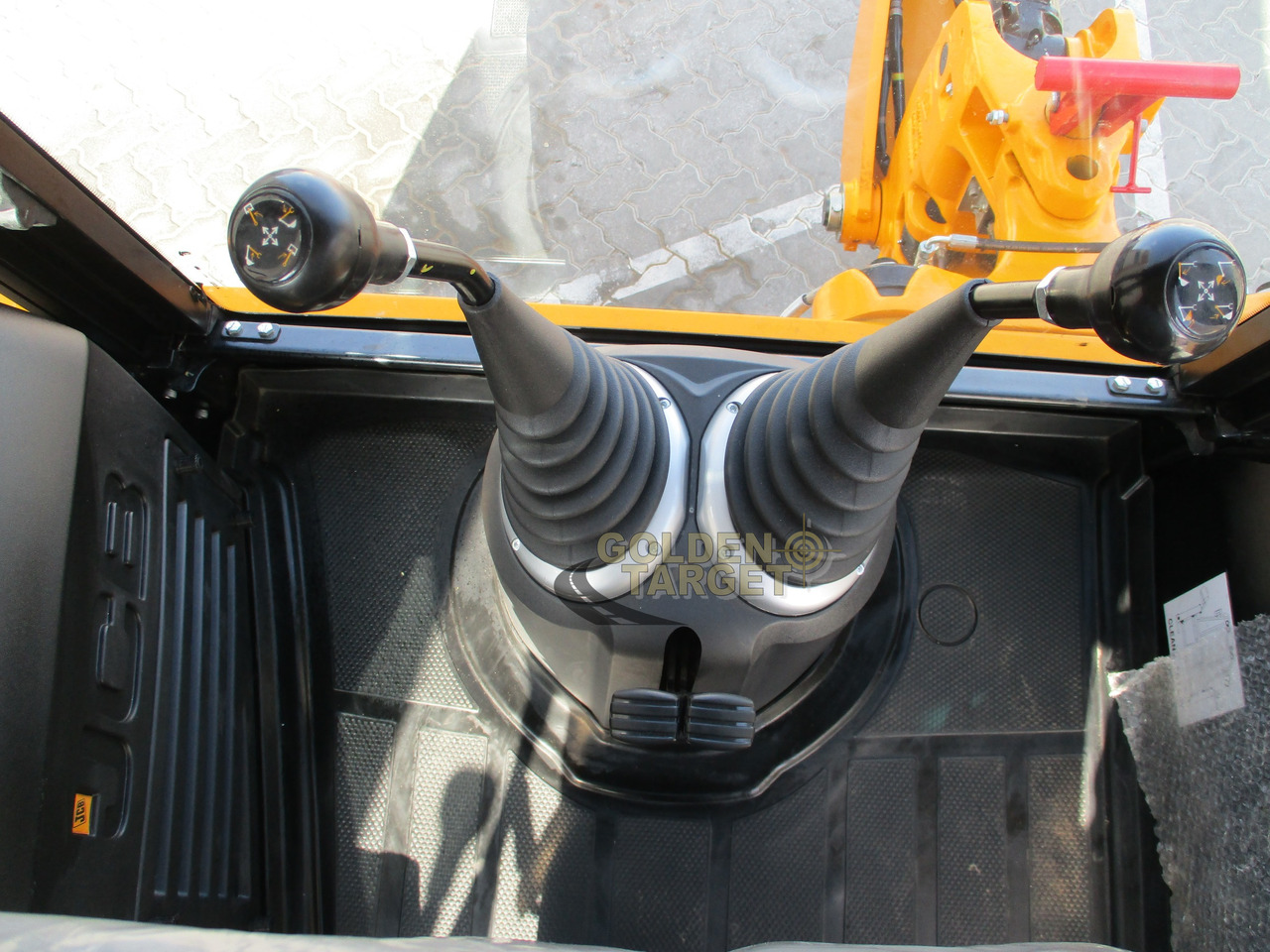 JCB 3DX PLUS 4×2 BACKHOE LOADER в лизинг JCB 3DX PLUS 4×2 BACKHOE LOADER: фото 16