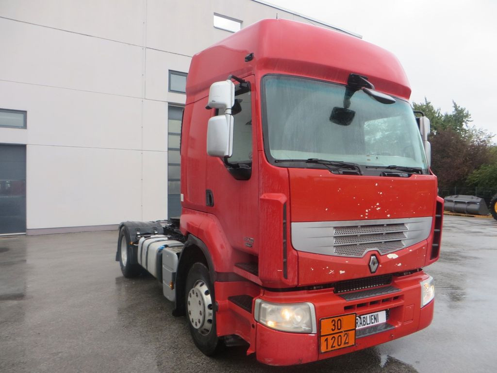 Renault Premium 450 4x2Tractor ADR Retarder Renault Premium 450 4x2Tractor ADR Retarder - Тягач: фото 2 Renault Premium 450 4x2Tractor ADR Retarder Renault Premium 450 4x2Tractor ADR Retarder - Тягач: фото 2