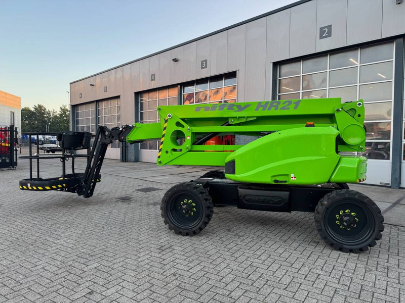 Niftylift HR 21 D 4x4 - Коленчатый подъемник: фото 1 Niftylift HR 21 D 4x4 - Коленчатый подъемник: фото 1
