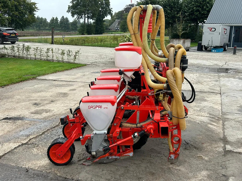 Gaspardo Gaspardo SP540 Maiszaaimachine 4 rijer Zaaimachine - Посевная техника: фото 3 Gaspardo Gaspardo SP540 Maiszaaimachine 4 rijer Zaaimachine - Посевная техника: фото 3