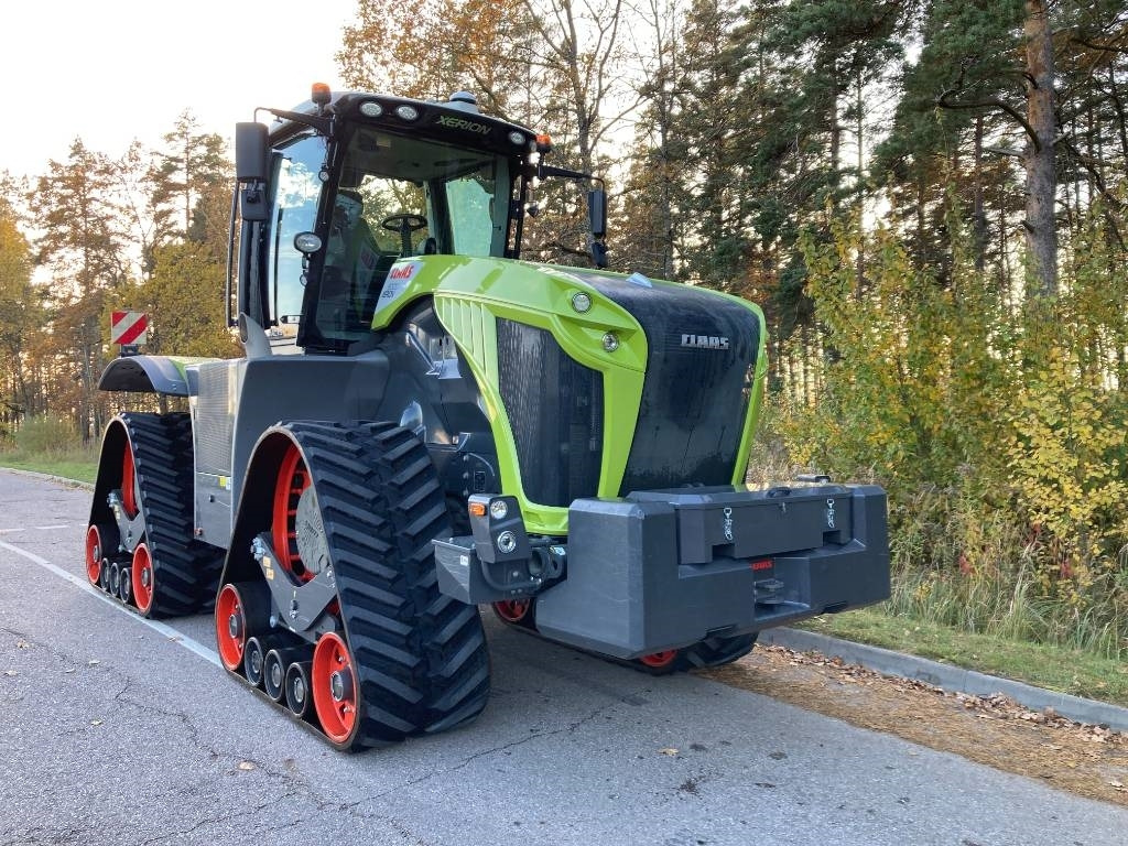 Claas Xerion 5000 Trac TS - Трактор: фото 4 Claas Xerion 5000 Trac TS - Трактор: фото 4