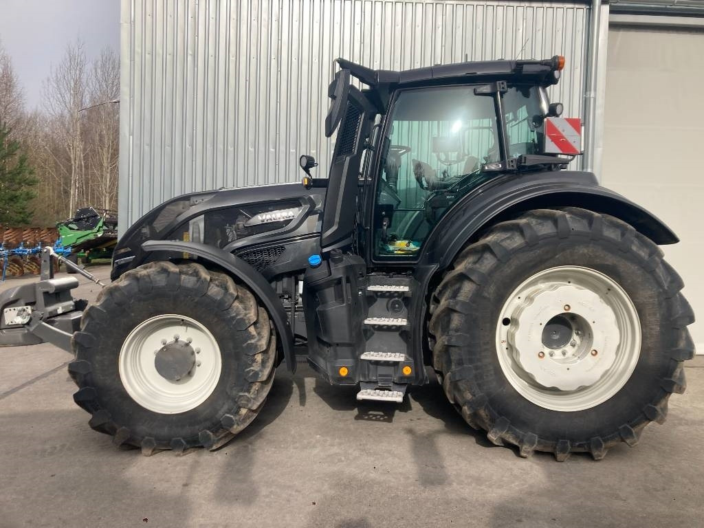 Valtra Q 305 - Трактор: фото 2 Valtra Q 305 - Трактор: фото 2