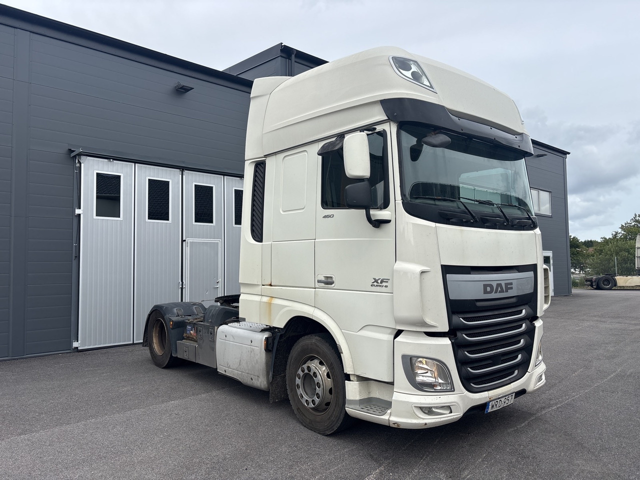 Dragbil DAF XF 460 4x2 FT -2015 | Super Space Cab - Тягач: фото 1 Dragbil DAF XF 460 4x2 FT -2015 | Super Space Cab - Тягач: фото 1