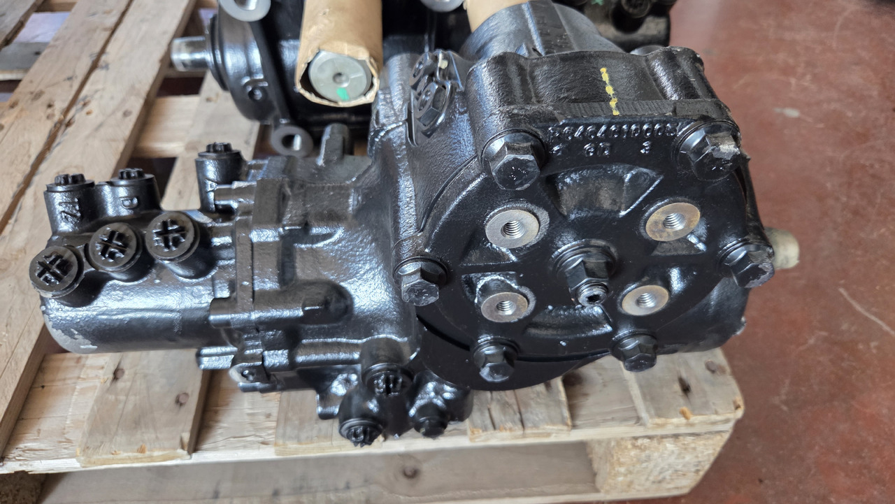 MERCEDES-BENZ POWER STEERING ACTROS - Рулевое колесо: фото 3 MERCEDES-BENZ POWER STEERING ACTROS - Рулевое колесо: фото 3