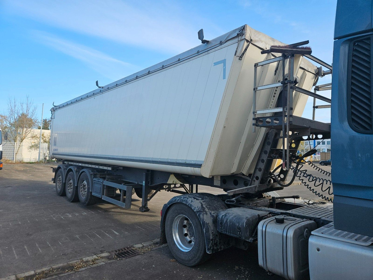 Schmitz Cargobull Getreide Alumulde 50m³ - Самосвальный полуприцеп: фото 3 Schmitz Cargobull Getreide Alumulde 50m³ - Самосвальный полуприцеп: фото 3