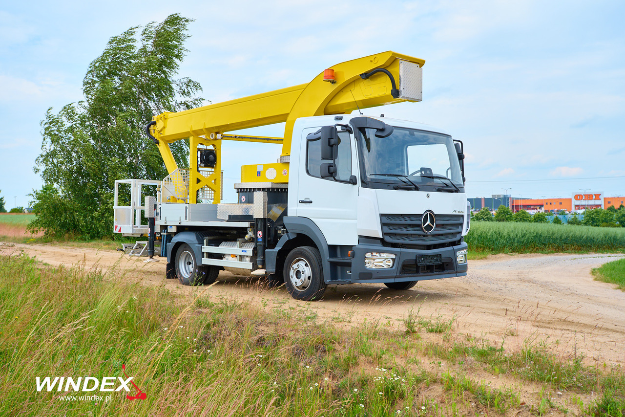 PALFINGER P 300 KS - Подъёмник: фото 1 PALFINGER P 300 KS - Подъёмник: фото 1