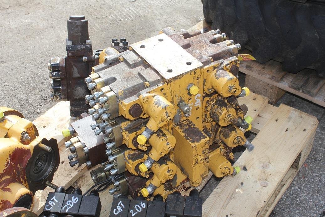 Caterpillar 206 BFT - Гидравлический клапан для Строительной техники: фото 3 Caterpillar 206 BFT - Гидравлический клапан для Строительной техники: фото 3