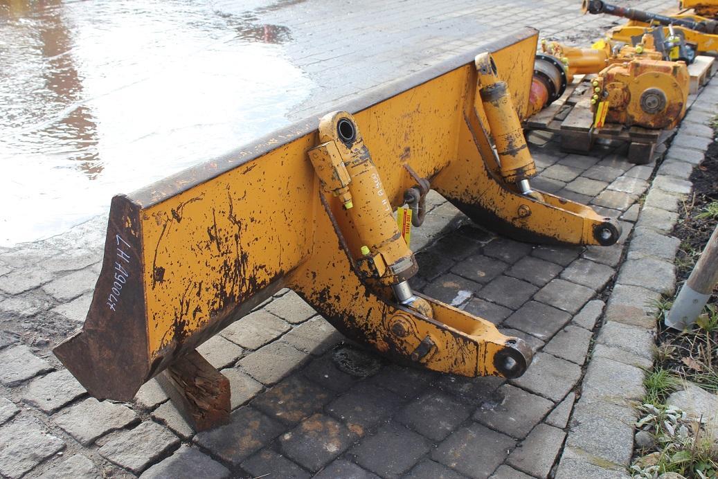 Liebherr A 900 LIT - Отвал для Экскаваторов: фото 1 Liebherr A 900 LIT - Отвал для Экскаваторов: фото 1