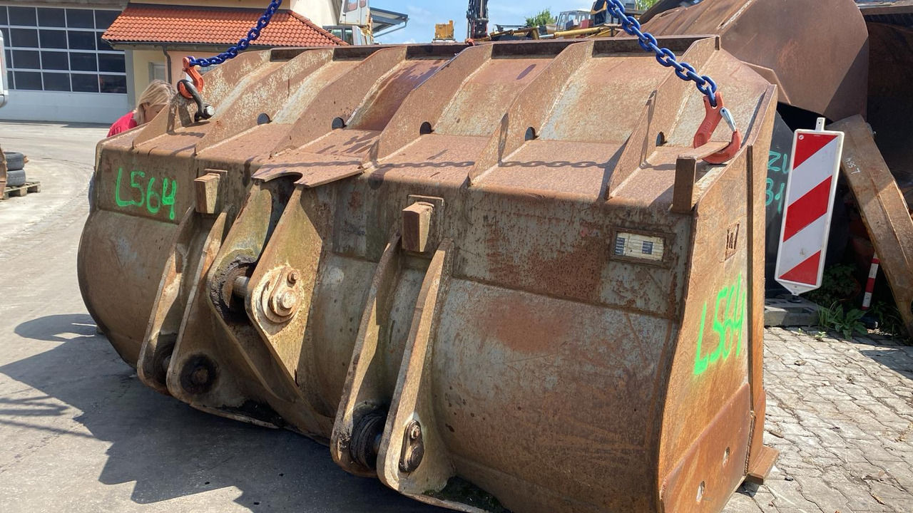 Liebherr L 564 - Ковш для погрузчика: фото 3 Liebherr L 564 - Ковш для погрузчика: фото 3