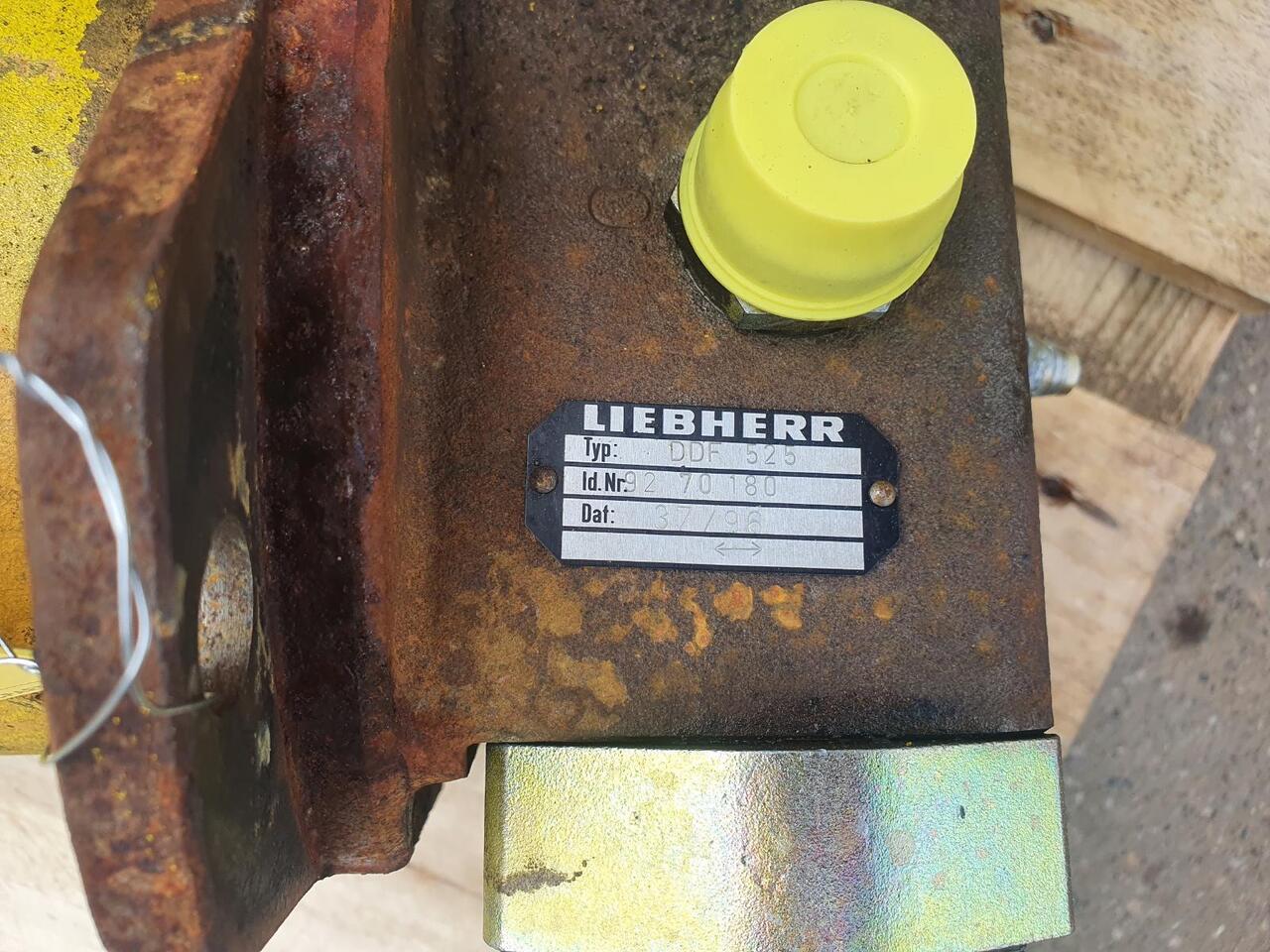 Liebherr R 942 - Гидравлика для Строительной техники: фото 2 Liebherr R 942 - Гидравлика для Строительной техники: фото 2