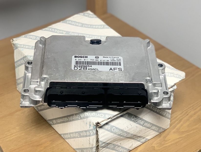 Bosch Sterownik Silnika Engine Control Ducato 2.8 HDI 281011755 for FIAT Ducato Boxer Jumper 2.8HDI 2000 - 2006 Oryginał NOWY commercial vehicle - Блок управления для Фургонов: фото 1 Bosch Sterownik Silnika Engine Control Ducato 2.8 HDI 281011755 for FIAT Ducato Boxer Jumper 2.8HDI 2000 - 2006 Oryginał NOWY commercial vehicle - Блок управления для Фургонов: фото 1