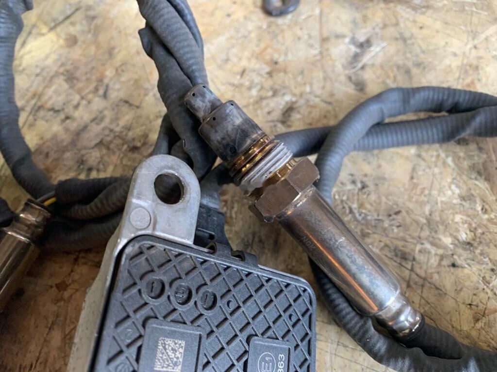 Cummins DAF euro 6 / euro 5 do regeneracji 5WK96751C DAF 4326862 Czujnik NOX, SONDA PRZED KATALIZATOREM Oryginał truck - Глушитель/ Выхлопная система для Грузовиков: фото 2 Cummins DAF euro 6 / euro 5 do regeneracji 5WK96751C DAF 4326862 Czujnik NOX, SONDA PRZED KATALIZATOREM Oryginał truck - Глушитель/ Выхлопная система для Грузовиков: фото 2