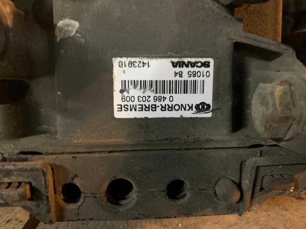 Knorr-Bremse Pojedynczy Scania R 124 Hurt modulatorów EBS zawór pojedynczy przód truck - Тормозной клапан для Грузовиков: фото 2 Knorr-Bremse Pojedynczy Scania R 124 Hurt modulatorów EBS zawór pojedynczy przód truck - Тормозной клапан для Грузовиков: фото 2