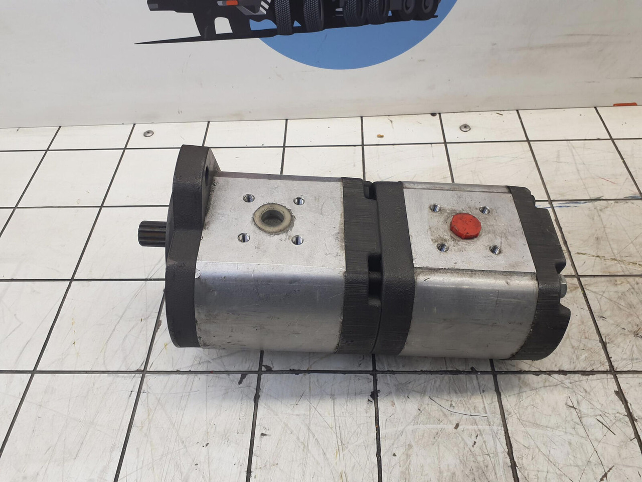 Bosch AC 205 dual gear pump - Гидравлический насос для Мобильных кранов: фото 3 Bosch AC 205 dual gear pump - Гидравлический насос для Мобильных кранов: фото 3