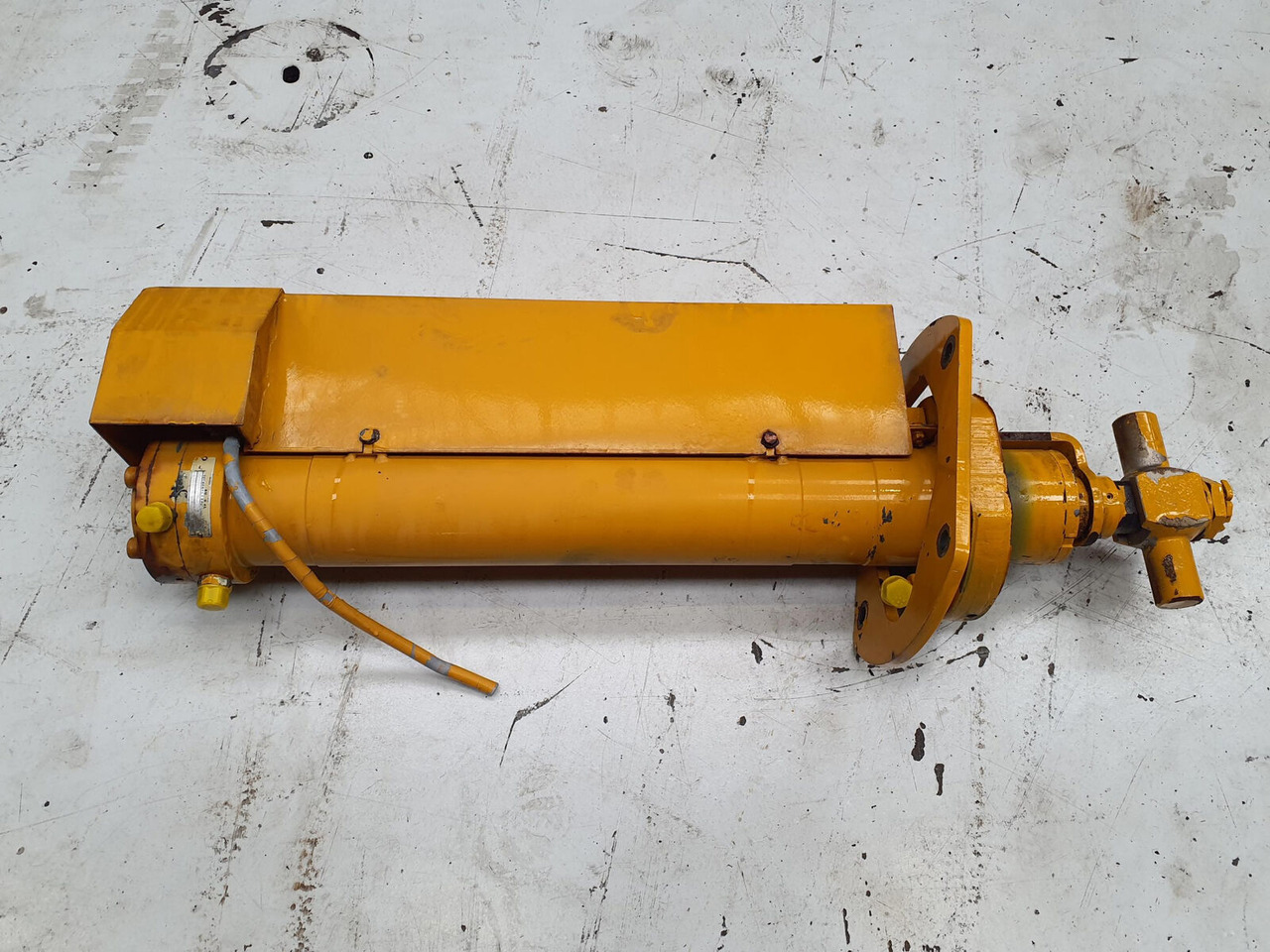 FAUN ATF 45-3 counterweight cylinder - Гидравлический цилиндр для Кранов: фото 1 FAUN ATF 45-3 counterweight cylinder - Гидравлический цилиндр для Кранов: фото 1