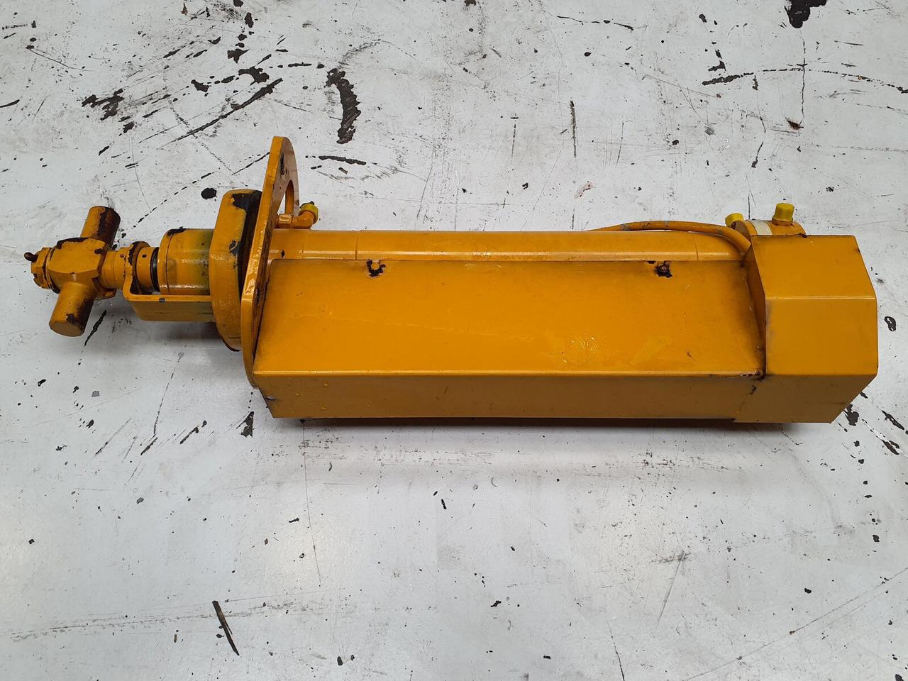 FAUN ATF 45-3 counterweight cylinder - Гидравлический цилиндр для Кранов: фото 2 FAUN ATF 45-3 counterweight cylinder - Гидравлический цилиндр для Кранов: фото 2