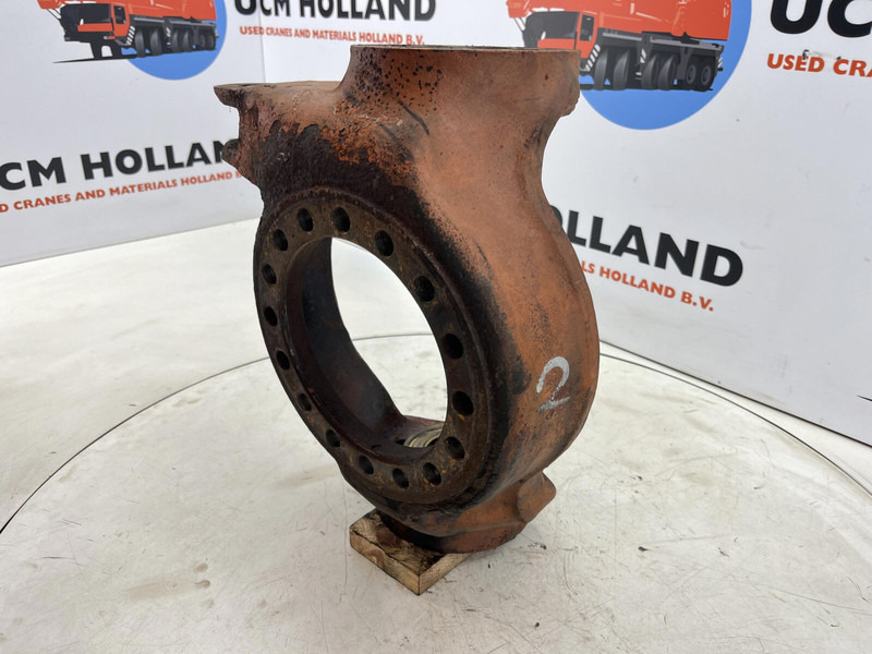 Faun RTF 50 Steering knuckle 16 holes axle 3 right - Поворотный кулак для Кранов: фото 1 Faun RTF 50 Steering knuckle 16 holes axle 3 right - Поворотный кулак для Кранов: фото 1