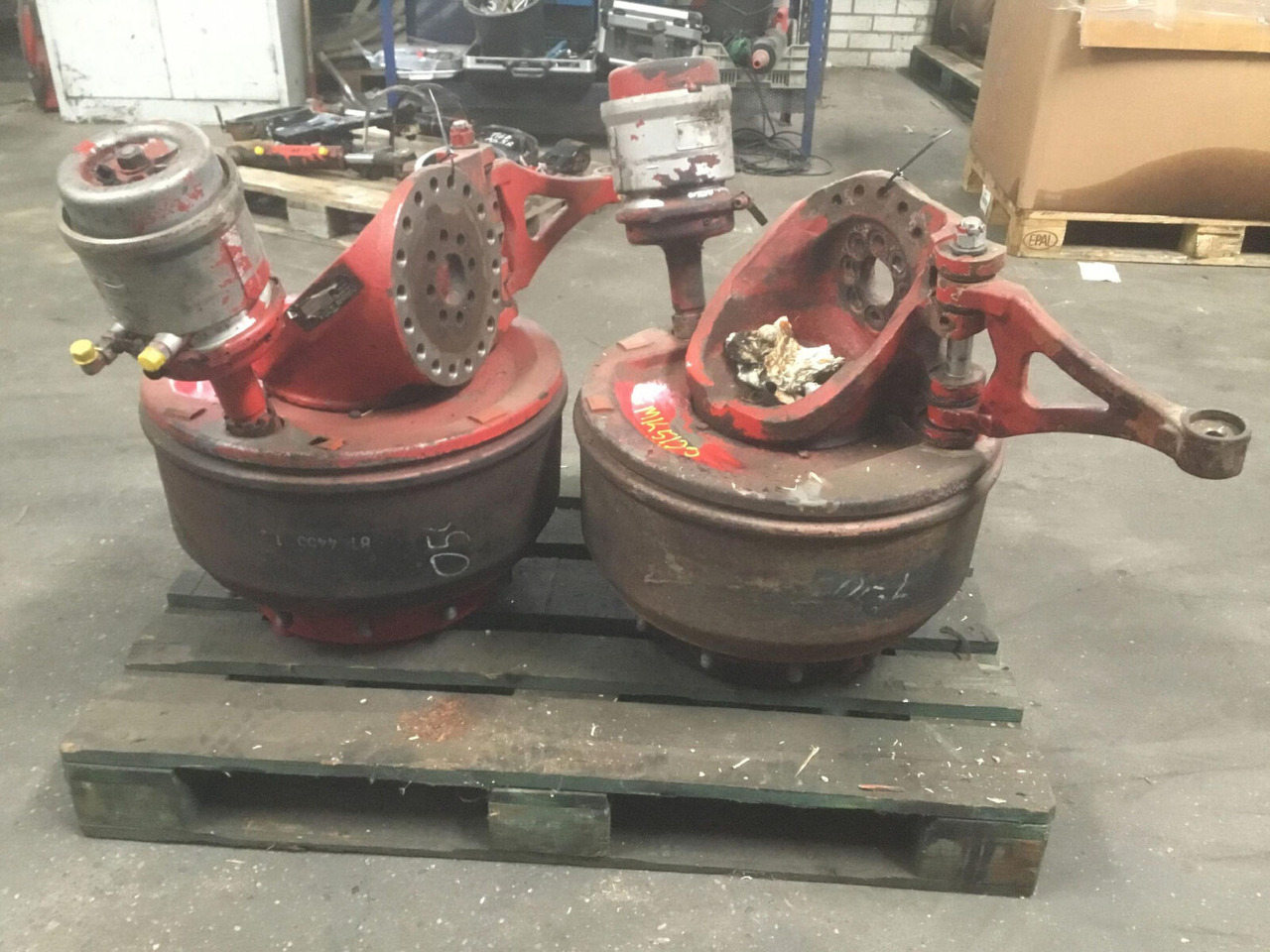 Grove GMK 5130-1 Megatrak axle house - Поворотный кулак для Мобильных кранов: фото 3 Grove GMK 5130-1 Megatrak axle house - Поворотный кулак для Мобильных кранов: фото 3