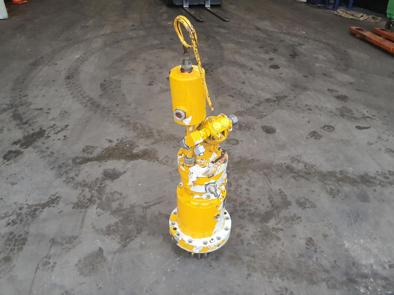 Grove GMK 5130-1 slewing gear - Поворотный редуктор для Мобильных кранов: фото 3 Grove GMK 5130-1 slewing gear - Поворотный редуктор для Мобильных кранов: фото 3