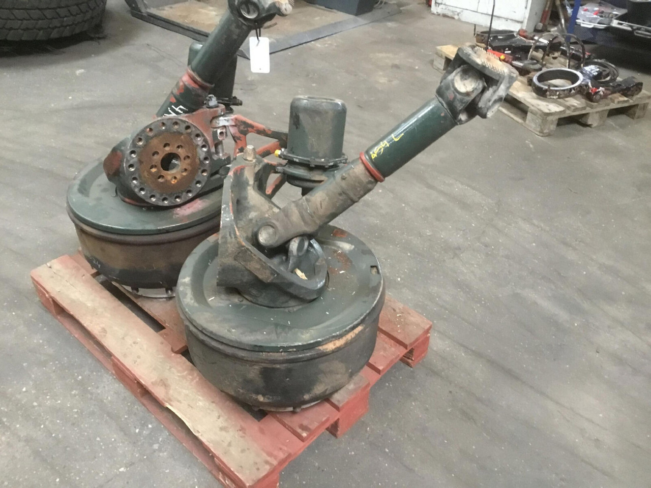 Grove GMK 5220 Megatrak axle housing - Ось и запчасти для Мобильных кранов: фото 3 Grove GMK 5220 Megatrak axle housing - Ось и запчасти для Мобильных кранов: фото 3