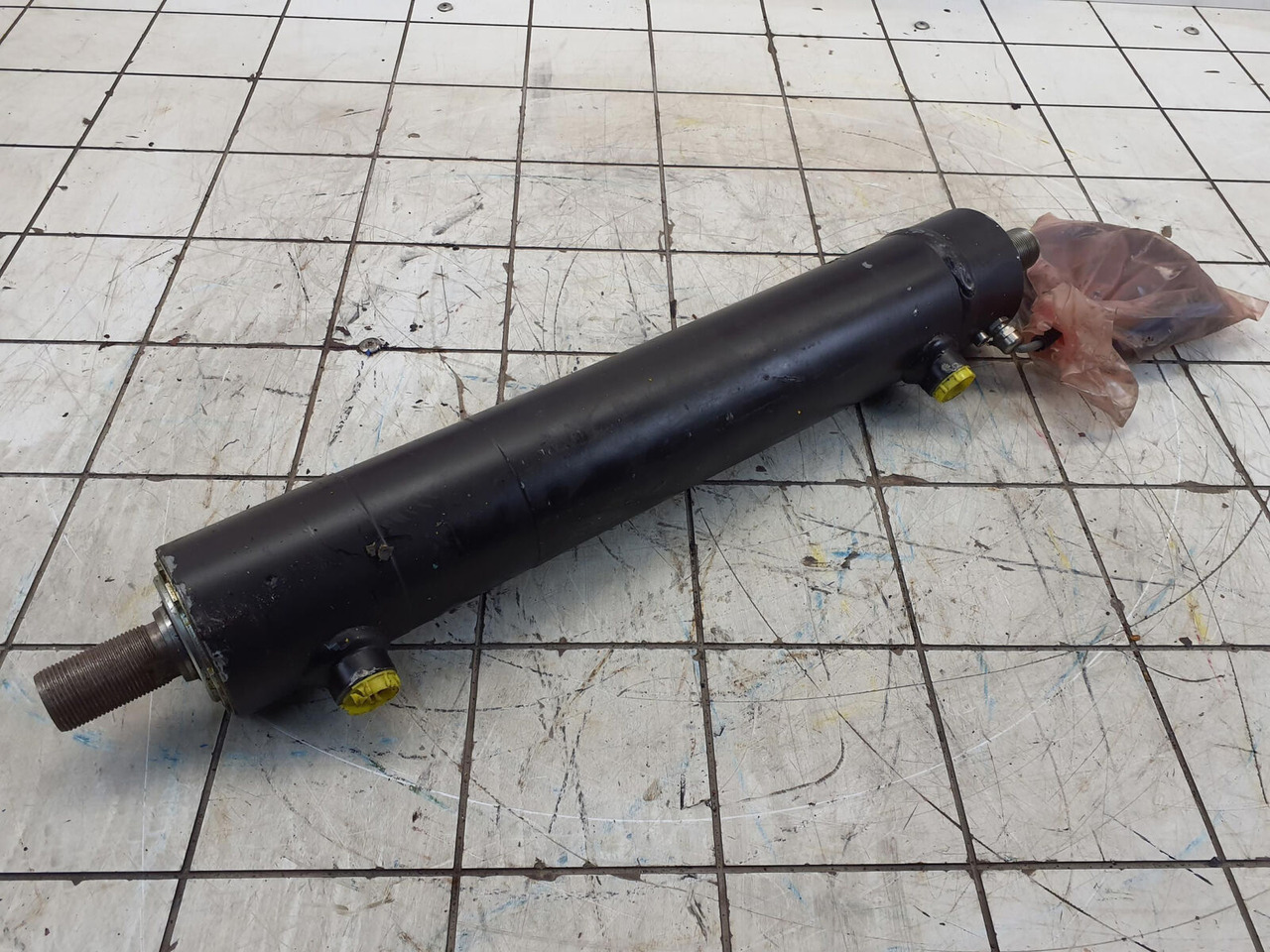 Grove GMK steering cylinder with length sensor - Гидравлический цилиндр для Мобильных кранов: фото 4 Grove GMK steering cylinder with length sensor - Гидравлический цилиндр для Мобильных кранов: фото 4