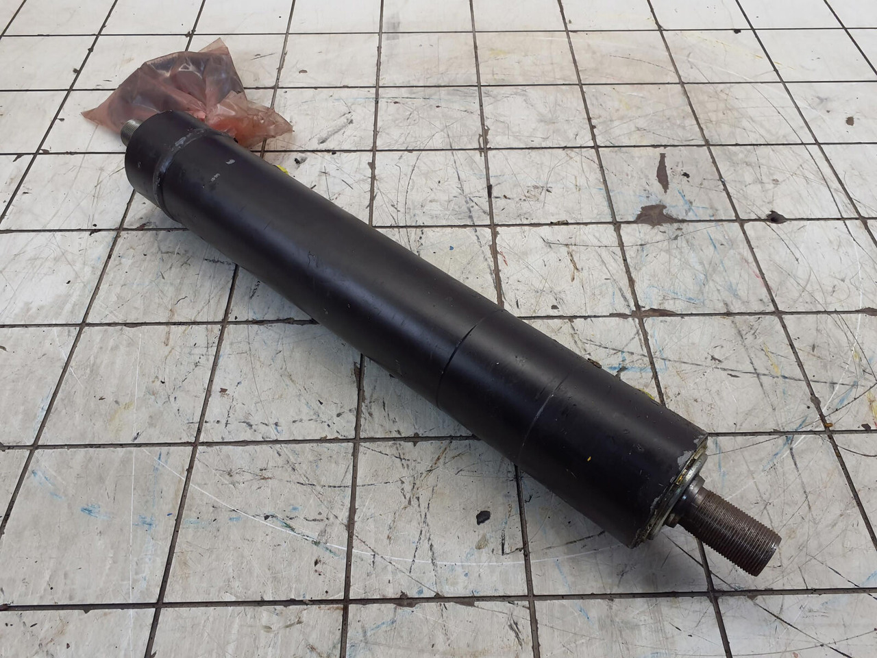 Grove GMK steering cylinder with length sensor - Гидравлический цилиндр для Мобильных кранов: фото 3 Grove GMK steering cylinder with length sensor - Гидравлический цилиндр для Мобильных кранов: фото 3