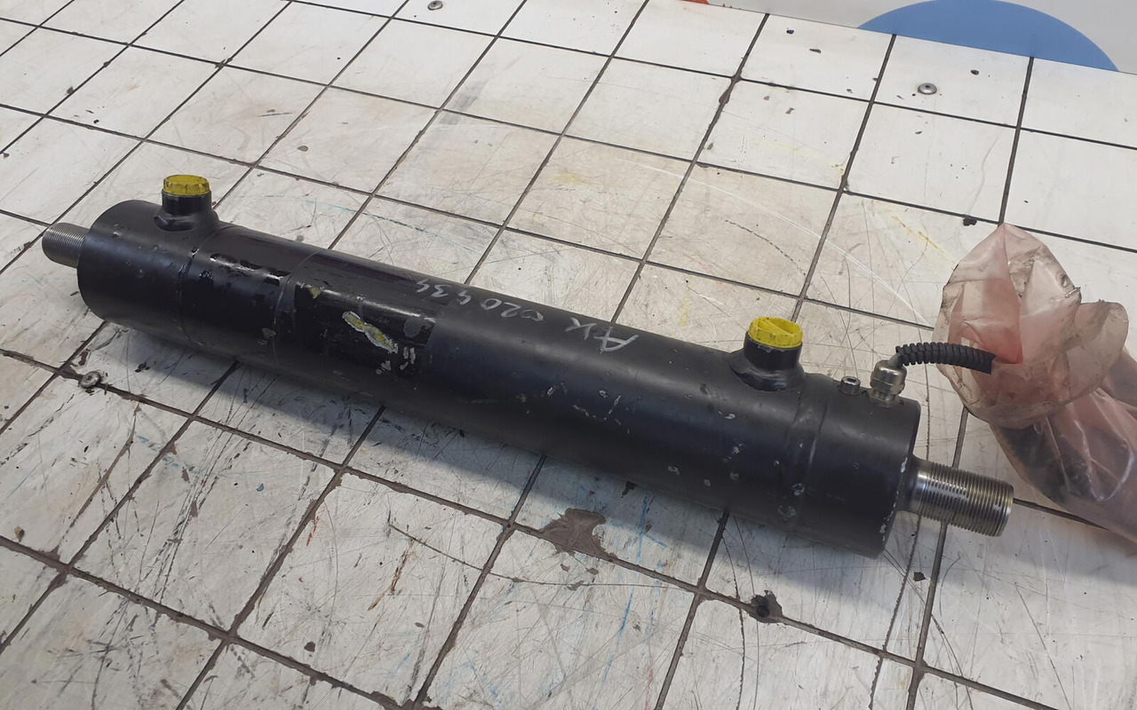 Grove GMK steering cylinder with length sensor - Гидравлический цилиндр для Мобильных кранов: фото 1 Grove GMK steering cylinder with length sensor - Гидравлический цилиндр для Мобильных кранов: фото 1