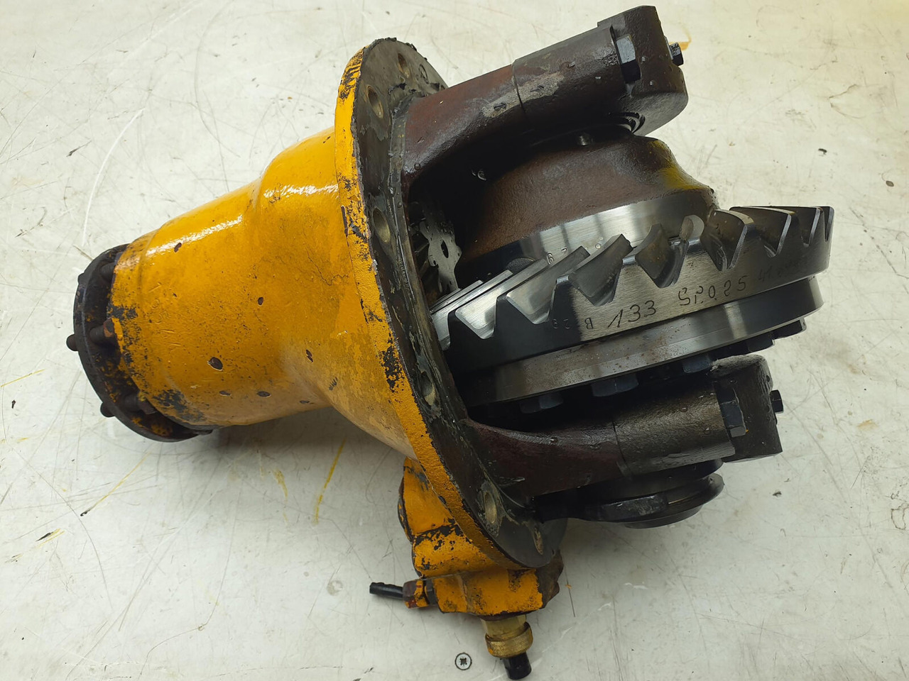 Krupp KMK 2025 end differential axle 1 11x29 - Дифференциал для Кранов: фото 5 Krupp KMK 2025 end differential axle 1 11x29 - Дифференциал для Кранов: фото 5