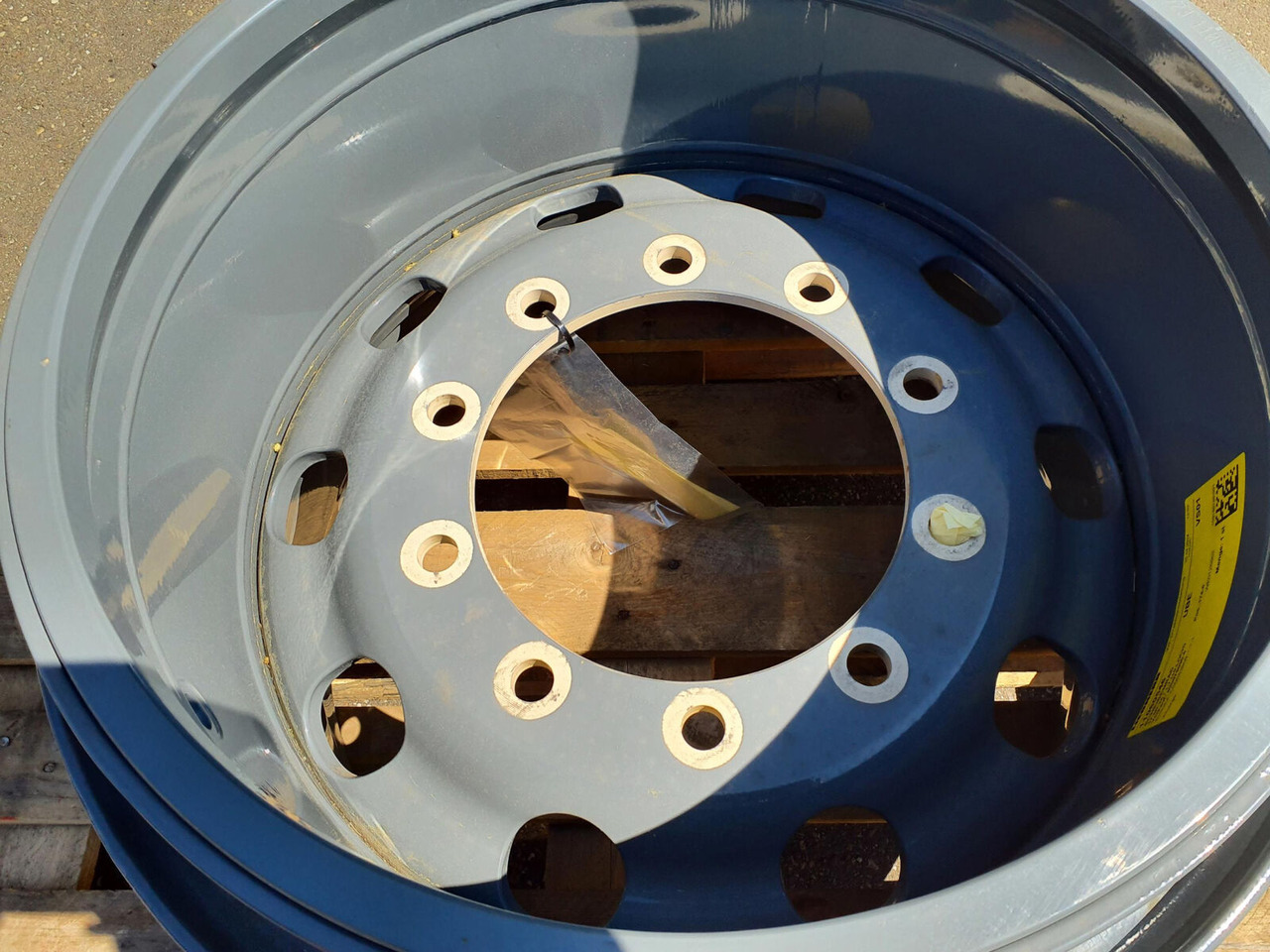 Liebherr Rim 525/80R25 10 21.5 3p - Колесный диск для Кранов: фото 2 Liebherr Rim 525/80R25 10 21.5 3p - Колесный диск для Кранов: фото 2