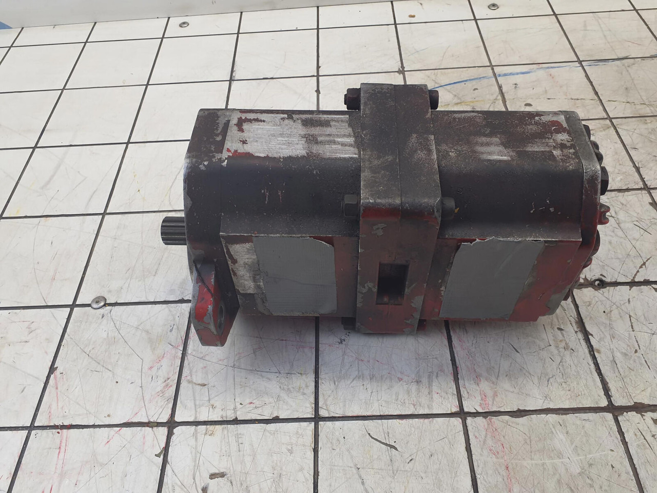 Sundstrand dual gear pump - Гидравлический насос для Мобильных кранов: фото 3 Sundstrand dual gear pump - Гидравлический насос для Мобильных кранов: фото 3