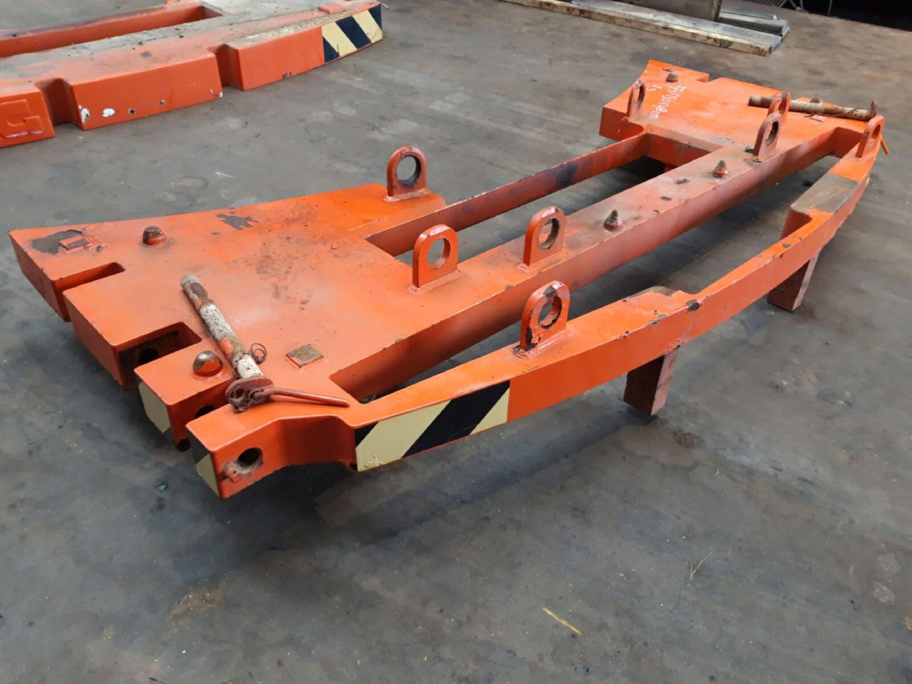 Terex AC 205 counterweight 1,7 ton - Противовес для Мобильных кранов: фото 2 Terex AC 205 counterweight 1,7 ton - Противовес для Мобильных кранов: фото 2