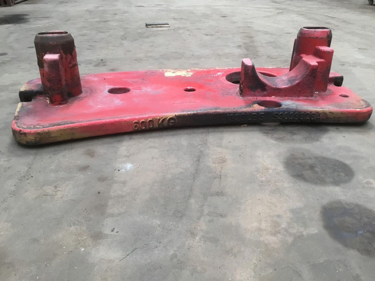 Terex AC 35 counterweight 0,6 ton - Противовес для Мобильных кранов: фото 1 Terex AC 35 counterweight 0,6 ton - Противовес для Мобильных кранов: фото 1