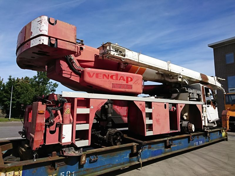 Terex demag AC 35 for parts - Мобильный кран: фото 2 Terex demag AC 35 for parts - Мобильный кран: фото 2