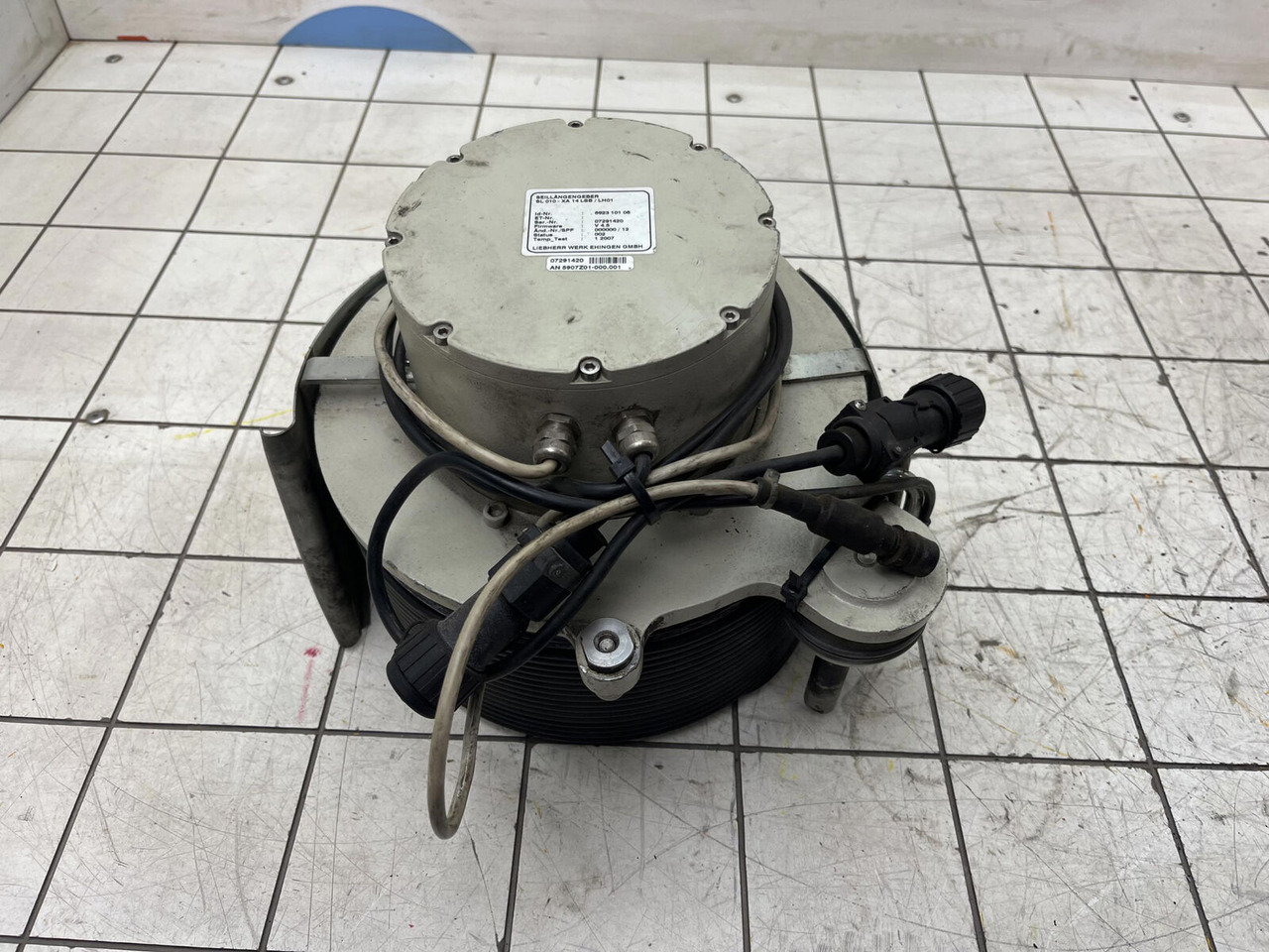 Liebherr LTM 1060/2 rope length indicator - Запчасти для Мобильных кранов: фото 1 Liebherr LTM 1060/2 rope length indicator - Запчасти для Мобильных кранов: фото 1