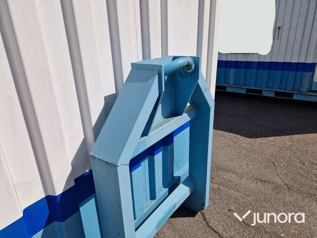 Högtryckspump Med Lastväxlar Container - Насос для воды, Контейнер для мультилифта: фото 4 Högtryckspump Med Lastväxlar Container - Насос для воды, Контейнер для мультилифта: фото 4